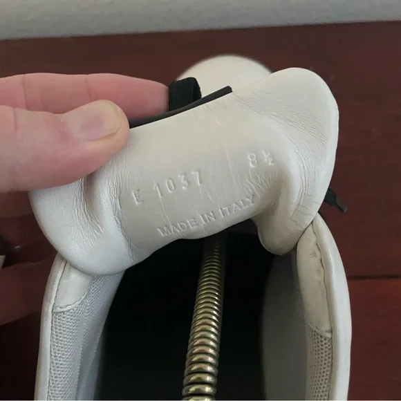 Fendi White and Red Sneakers - Picture 7 of 7